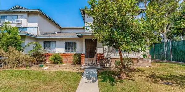11 Hickock Lane