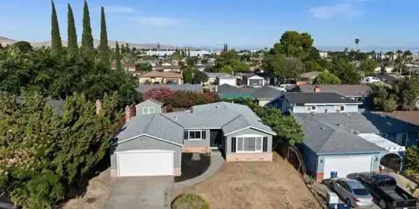 1334 Aster Dr