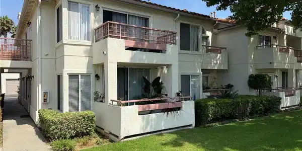 445 Ribbon Beach Way