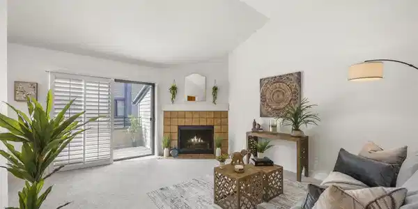 6047 Joaquin Murieta Ave