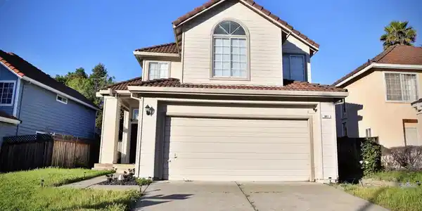 841 Knights Circle