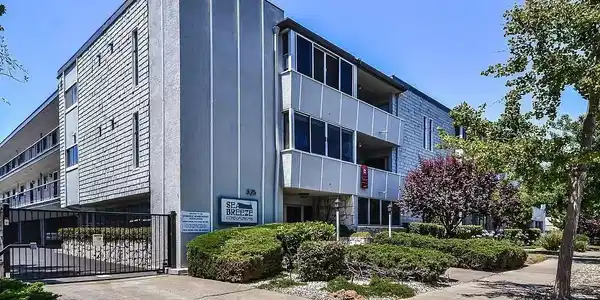 325 Kitty Hawk Rd