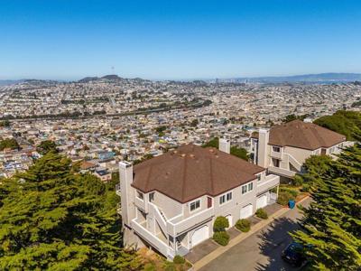 480 Pointe Pacific
