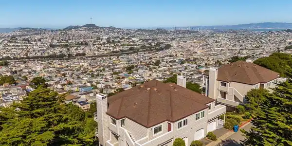 480 Pointe Pacific