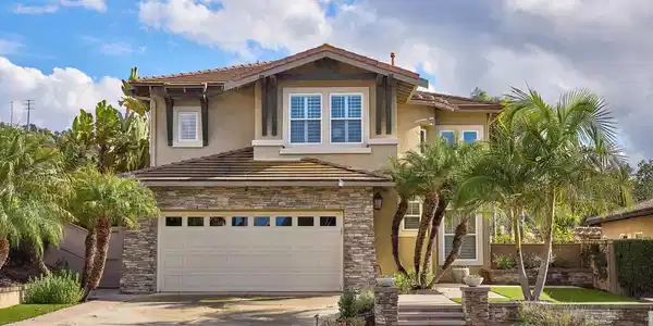 6126 Paseo Monona