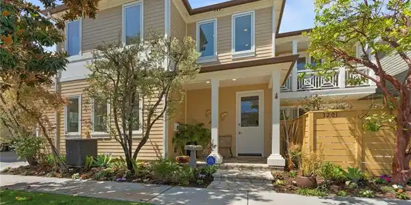 3201 4th Avenue Avenue