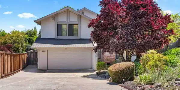 222 Jenay Ct