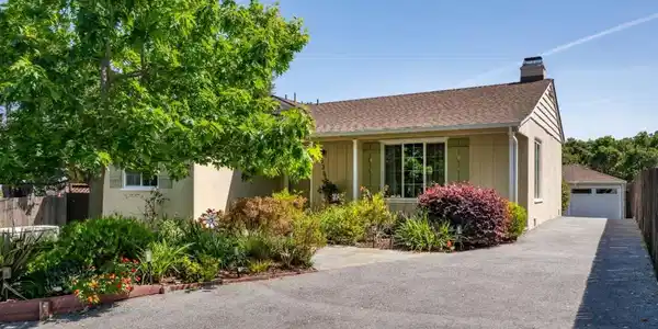 536 Summit Drive