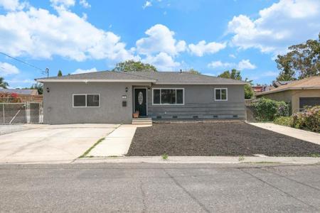 74 Vallecitos Way