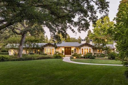 188 Fair Oaks Lane