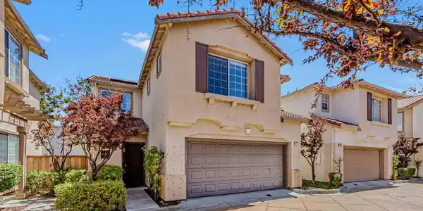 2213 Wigeon Court