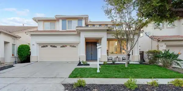 1296 Mayberry Lane