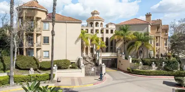 580 Camino de la Reina