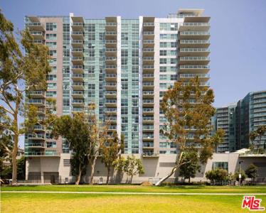 13700 Marina Pointe Drive