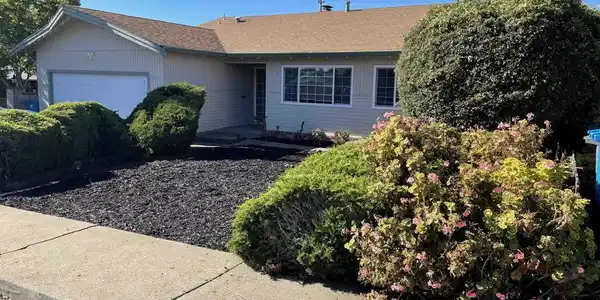 931 N Camino Alto Drive