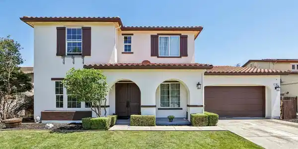19 Minaret Rd