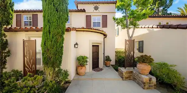 77 Canyoncrest