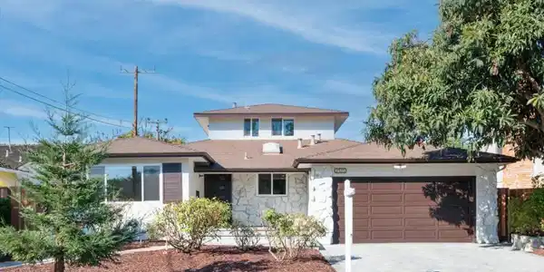 2535 Parkside Drive