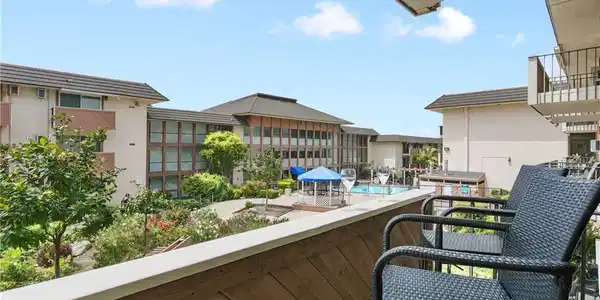 5585 E Pacific Coast Highway E