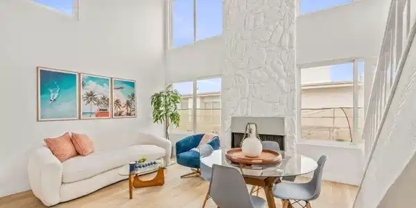 16 Quarterdeck Street