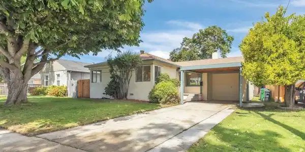 621 Paseo Del Rio