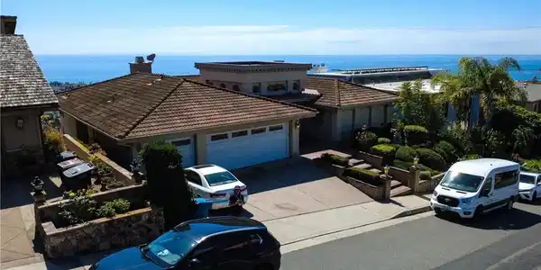 3911 Calle Andalucia