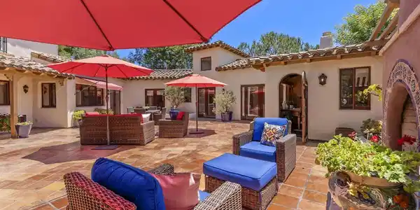 6140 La Granada
