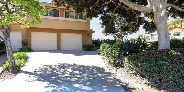 2575 Caminito Muirfield