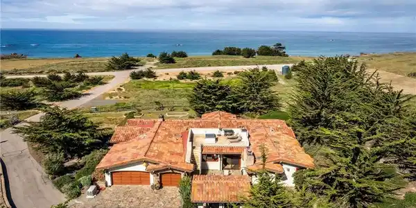 295 Via Piedras Blancas