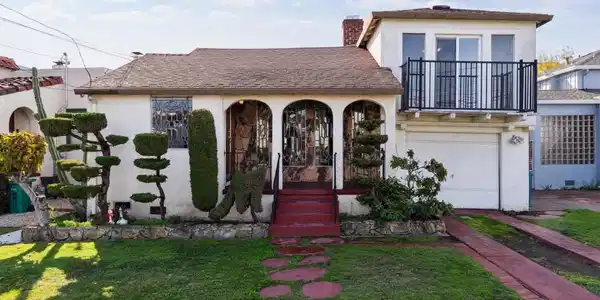 2804 Otis Dr