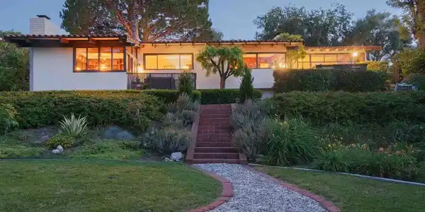 2437 Via Sonoma