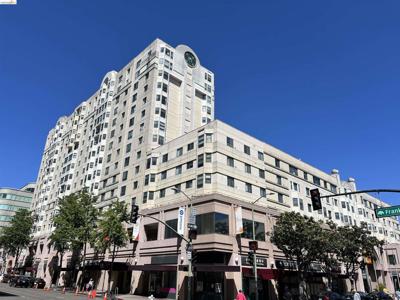 988 Franklin Street