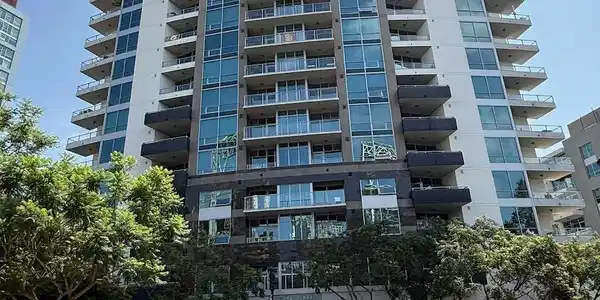 253 10th Ave