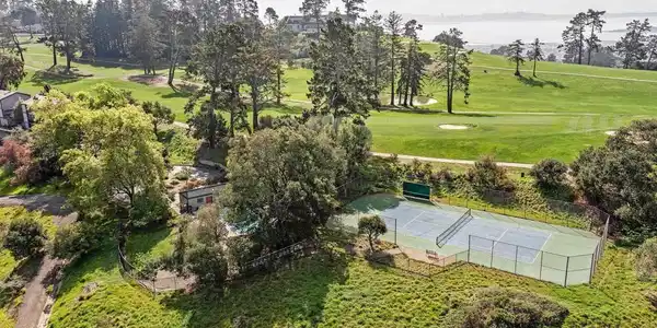 407 Vista Heights Rd