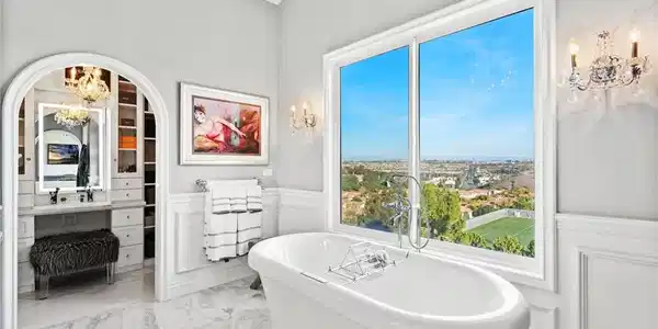 24 Lyon Ridge