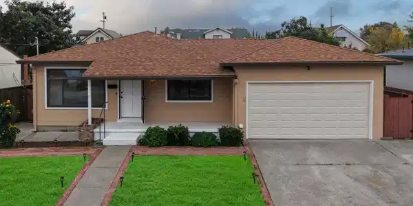 3811 Shasta Cir