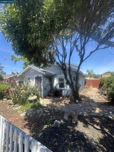 12 Rossi Ave