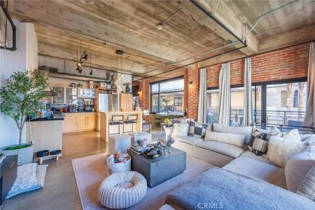 835 Locust Avenue