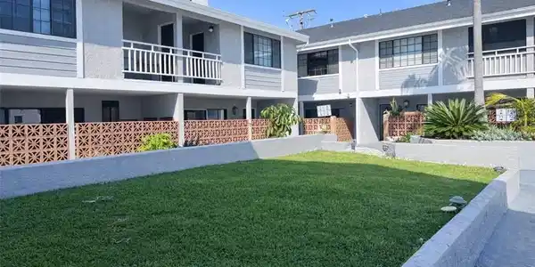 4345 W 154th Street