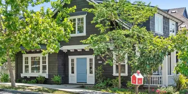 336 Grafton Terrace