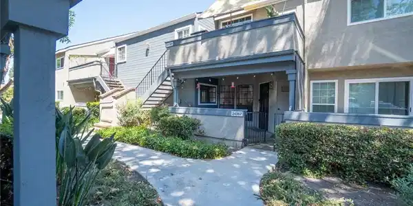 24367 Avenida De Los Ninos