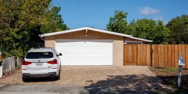 1177 Redrock Court