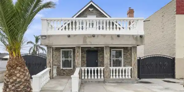 19321 Beach Boulevard