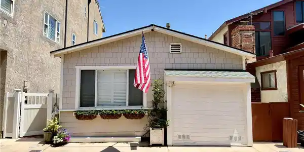 48 B Surfside Avenue