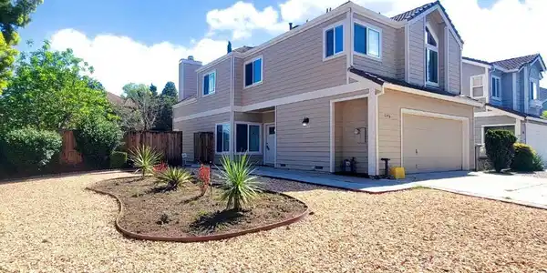 1146 Rosebriar Way