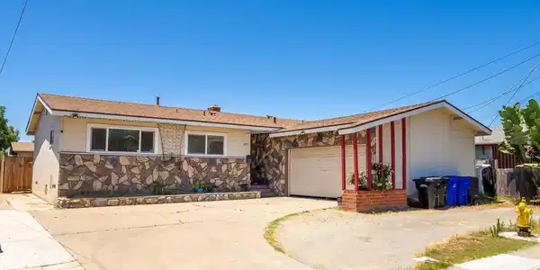 4927 Deaton Drive