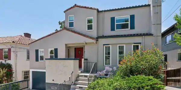 815 Portal Ave