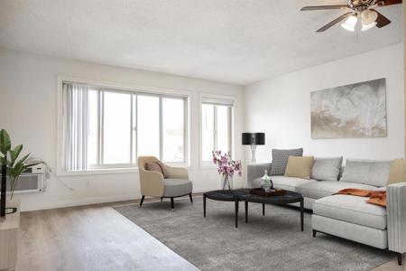 7555 Linda Vista