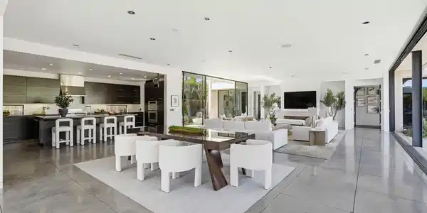 2534 Vista Baya