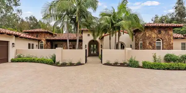 16614 Circa Del Sur